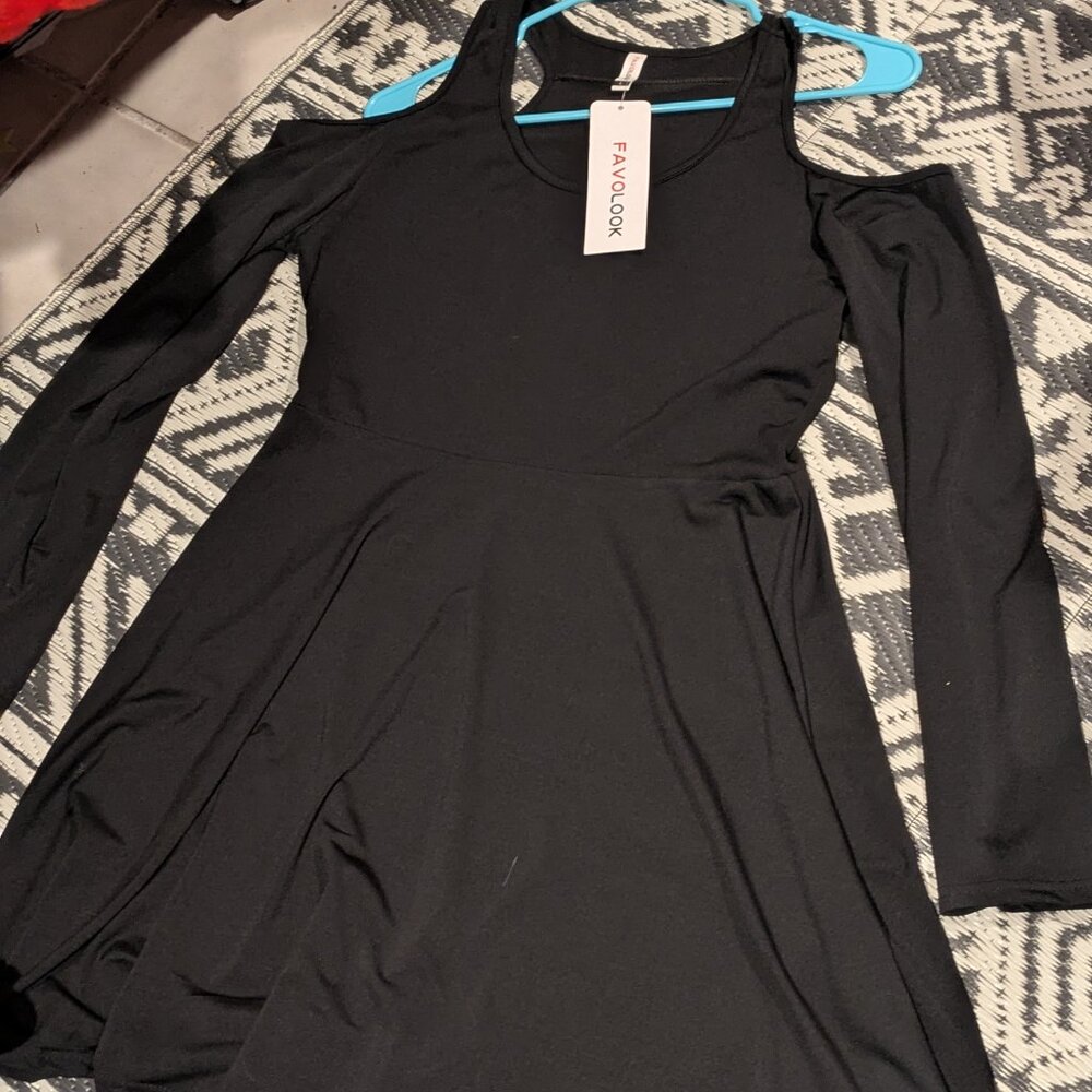 Women's Size Large Black Peekaboo Shoulder Dress